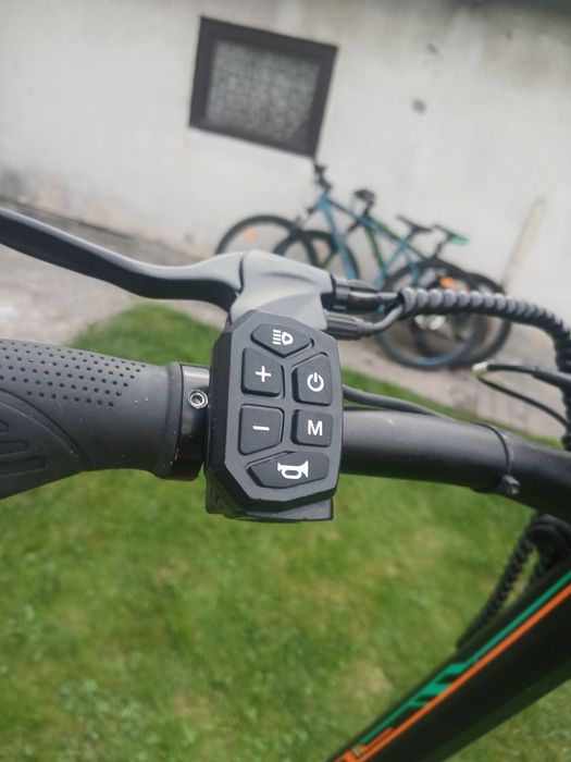 Ekran i panele sterujący do hulajnogi elektrycznej