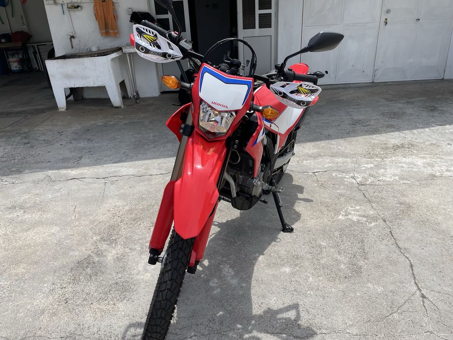 Honda CRF 300L – Excelente Estado - Repleta de Extras de Topo