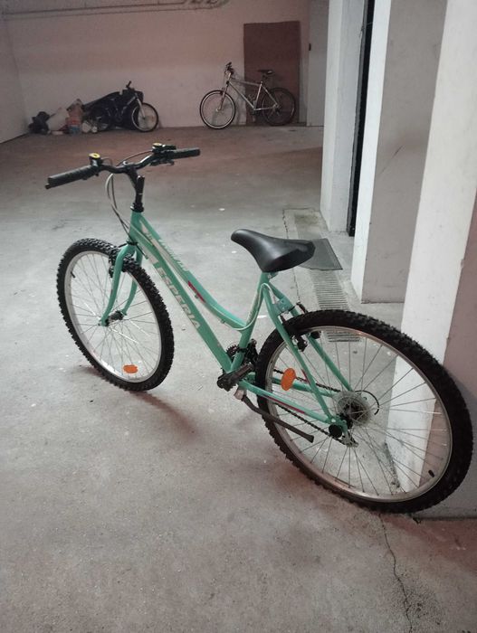 Bicicleta homem e senhora