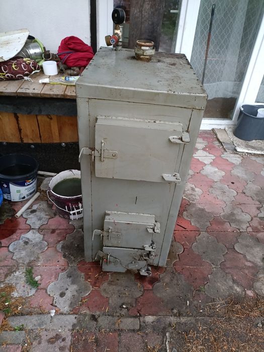 Rezerwacja Sprzedam piecyk kozę na budowe