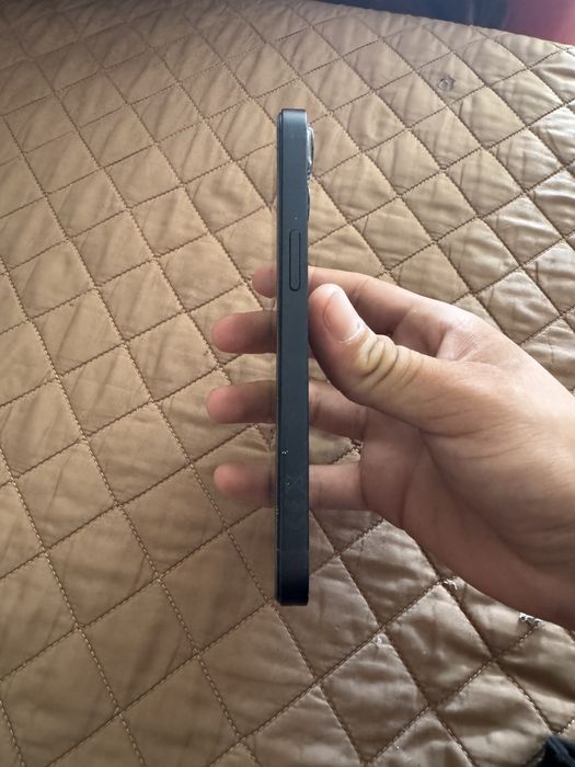 IPhone 13 Traseira partida
