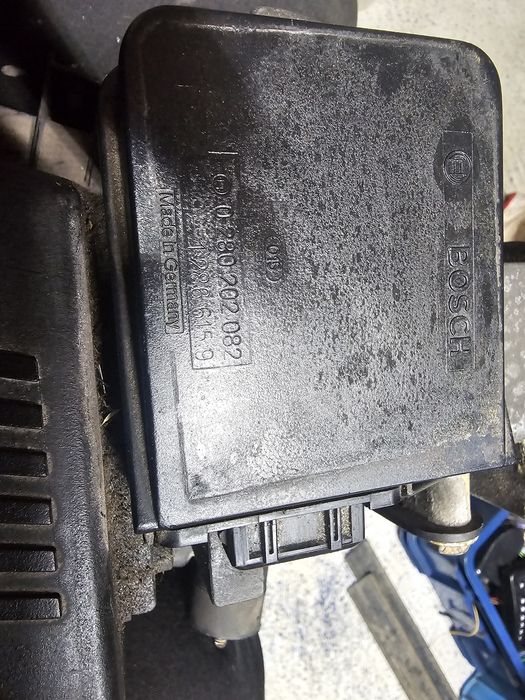 Filtr powietrza-Przepływomierz-Bosch- Bmw- E30 M20 B25