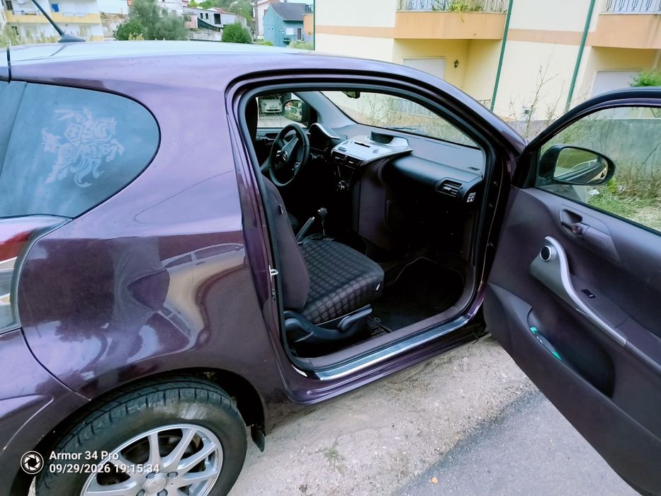 Toyota IQ impecável automático