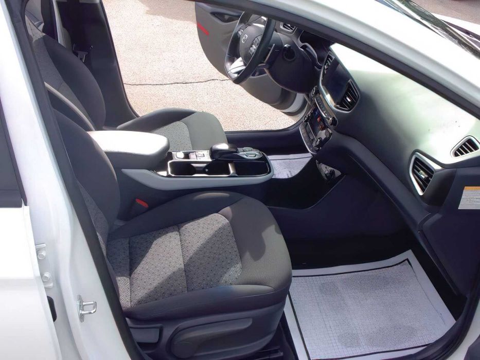 Hyundai Ioniq      2018