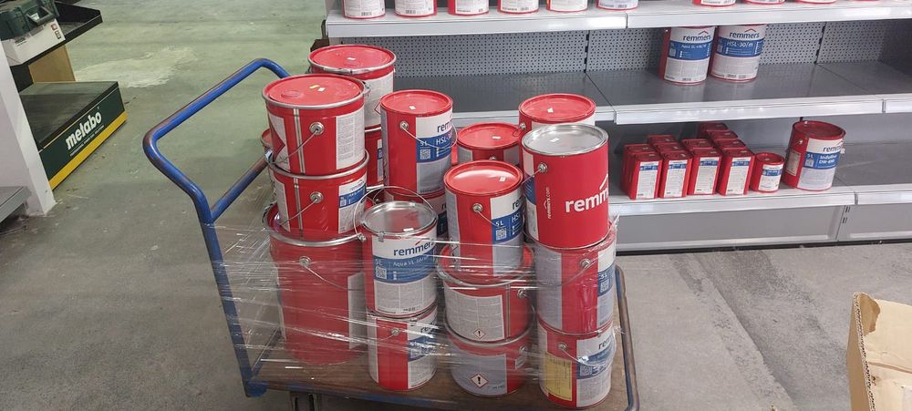 Farby lakiery do drewna