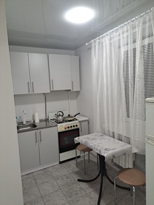 Подобово двокімнатна квартира з ремонтом