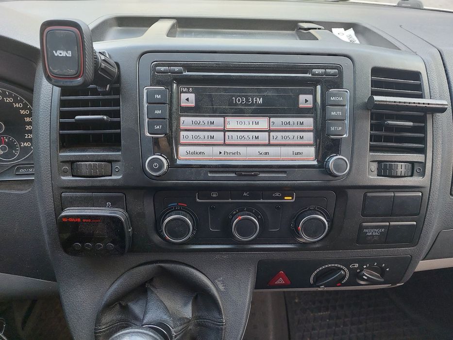 Продам магнитофон vw 1K0035180AC VAG