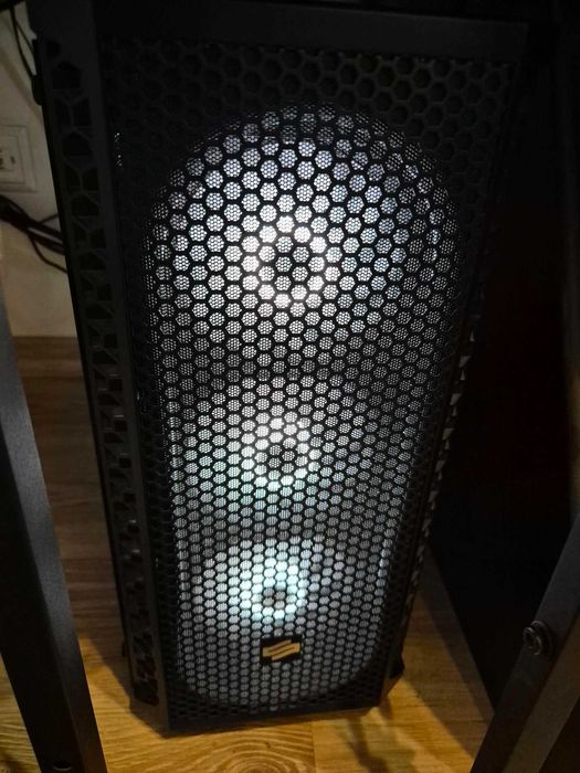 Sprzedam komputer BEZ KARTY GRAFICZNEJ i5-12600kf 32GB ram 1TB SSD