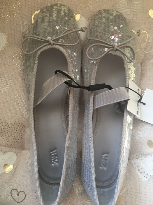 ZARA balerinki srebrne z cekinami 38