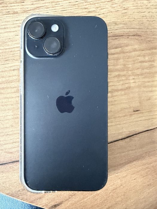 Iphone 15 - batetria 79%