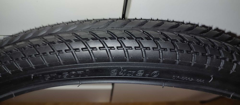 Скати вело. Шини на велосипед. Шини 24. Покришка 24. Камери 24