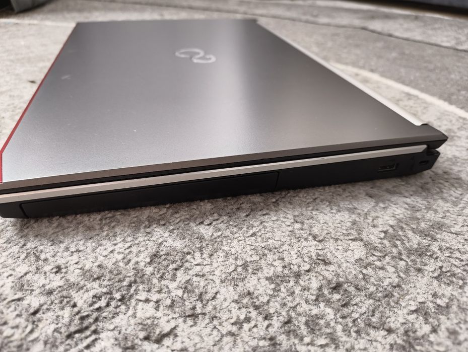 ноутбук Fujitsu Celsius H760 Intel Core i5-6440HQ SSD 512 DDR4 32 GB Nvidia Quadro M600M 2 GB