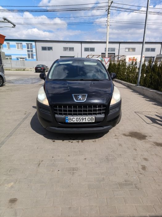 Peugeot 3008 2011р 1,6дизель механіка