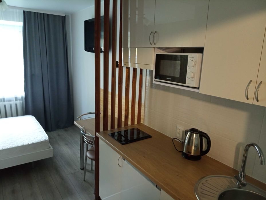 квартира-студія погодинно (площа 17 м2 - 750 грн/доба ). На Волі