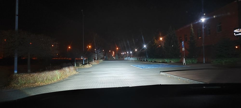 BMW E39 Lampy BiLED BLACK NOWE Hella Regeneracja Ringi Mocne światło!