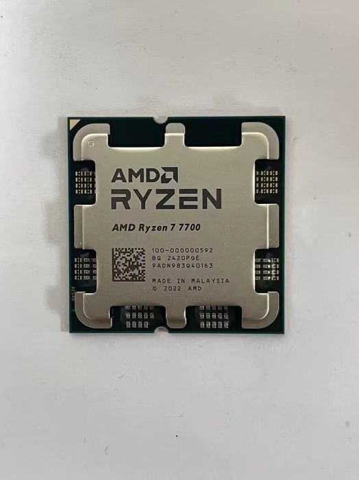 AMD Ryzen 7 7700 AM5 процесор, в ідеальному стані