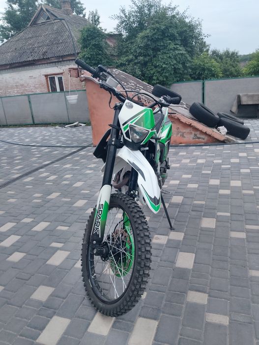 Продам мотоцикл spark sp250 p-1