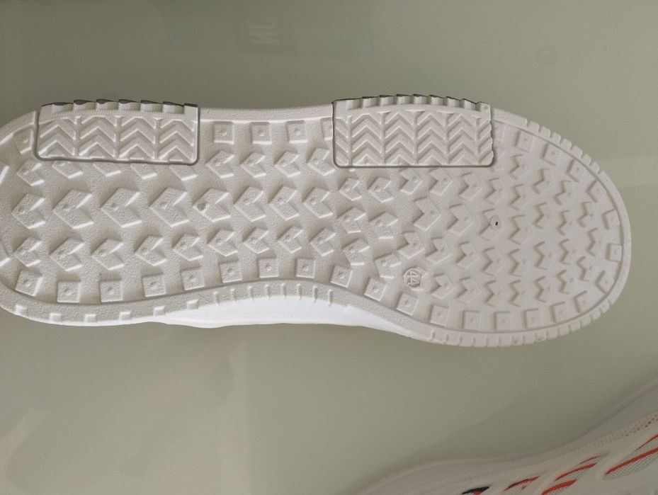 Sapatos desportivos