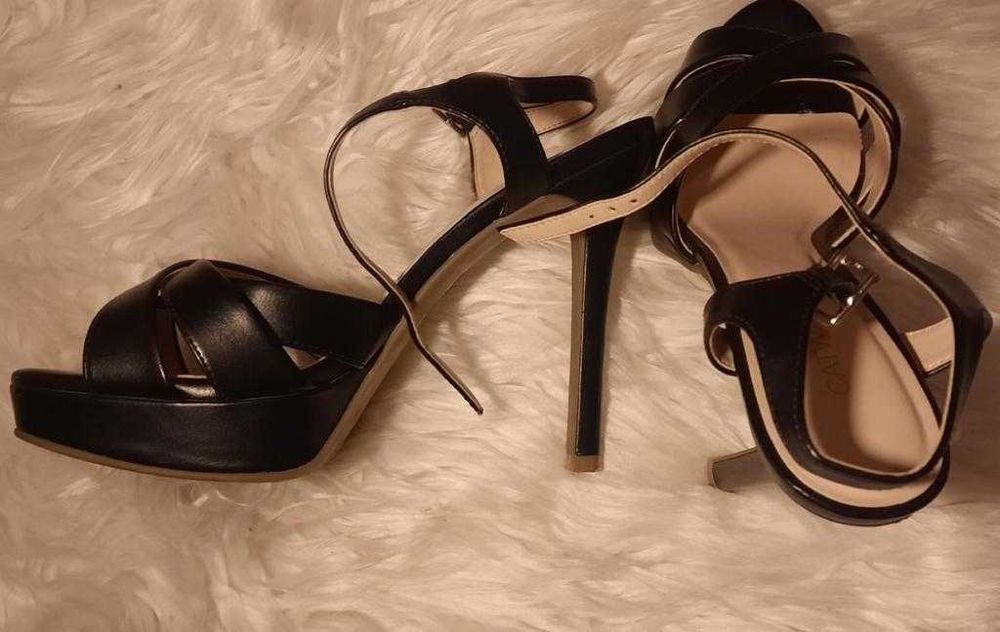 Catwalk buty na obcasie szpilki sandałki platforma 38