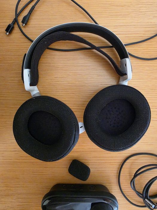 Headphones steelseries artics pro + gamedac
