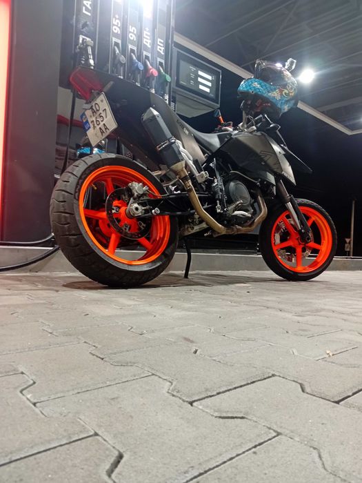 Продам мото КТМ690SMC