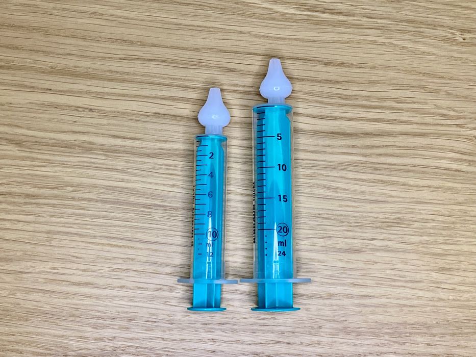 Kit de Lavagem Nasal - 1 seringa de 10mls e 1 de 20 - Portes incluídos