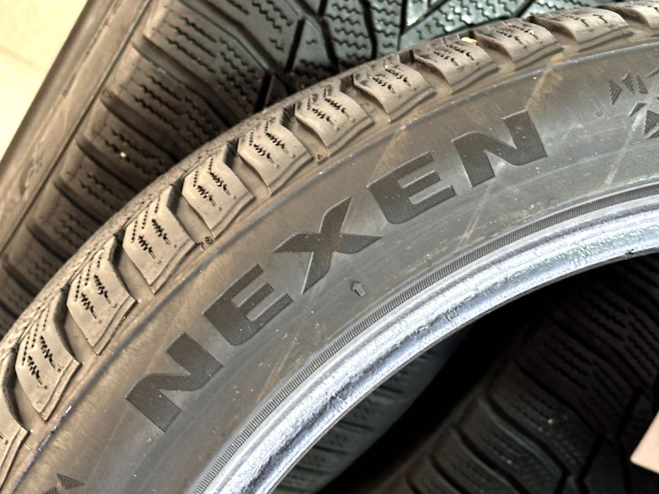 235/40 R18 Nexen