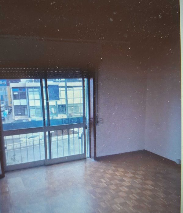 Apartamento t3 à venda junto à rotunda de Maximinos, Braga. A rotunda da Igreja de Maximinos