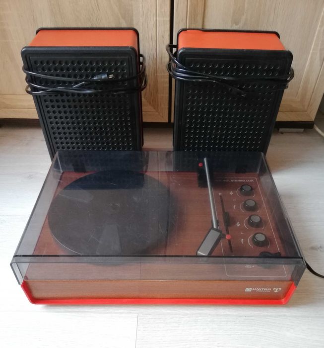 Gramofon Unitra Fonica model WG-417