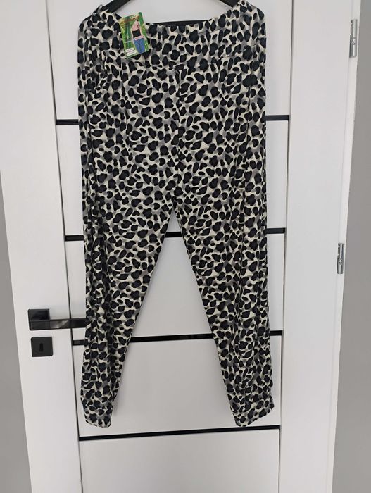 Sprzedam nowe leginsy alladynki rozm 3xl