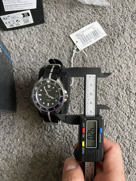 Relogio Casio MDV 10C 1A2VEF Duro 38mm