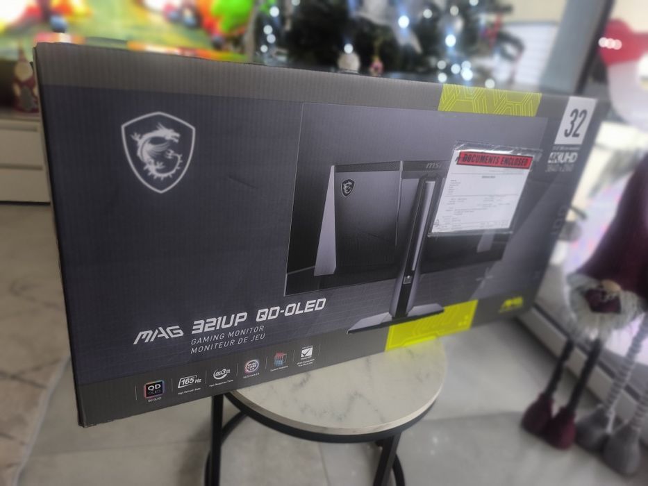 MSI 321UP QD-OLED 32cale