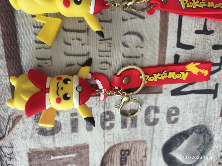 3 porta chaves Picachu