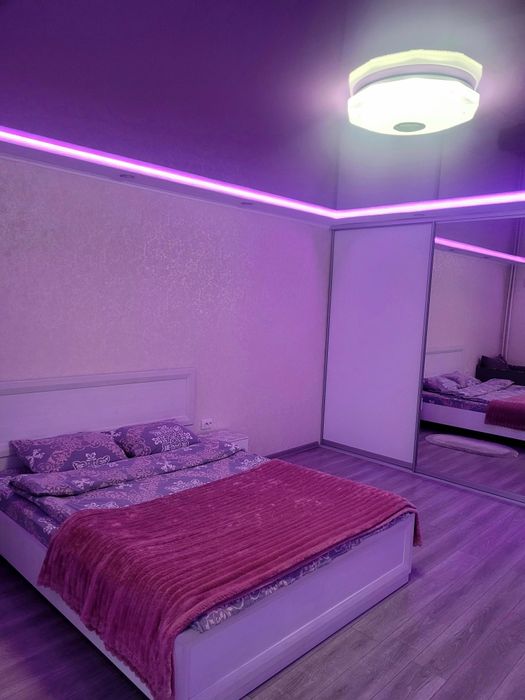 Квартира-студия ЛЮКС в ЦЕНТРЕ  города посуточно