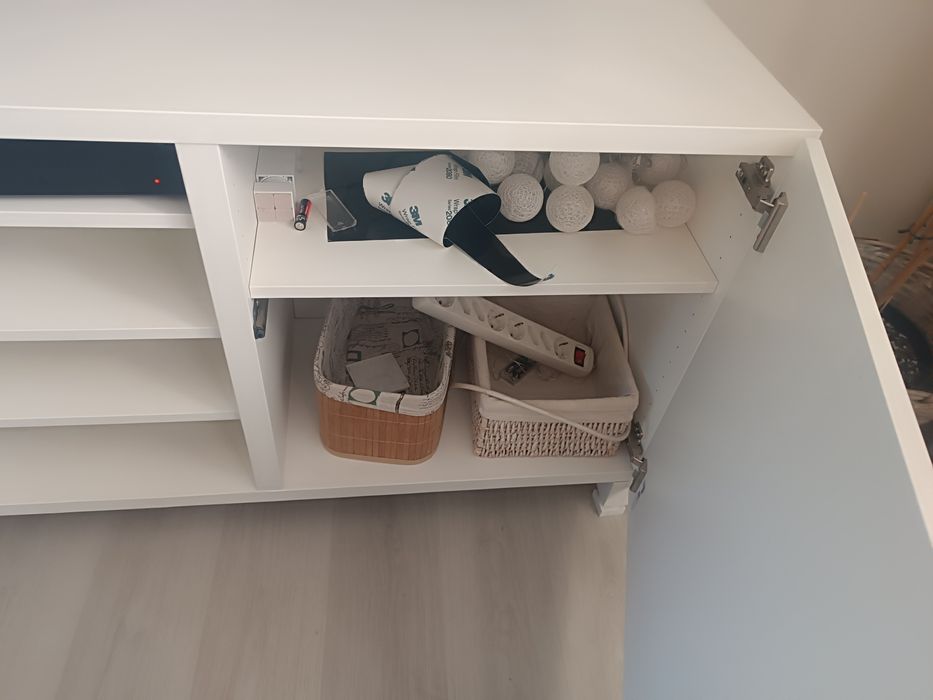 Szafka RTV Ikea besta