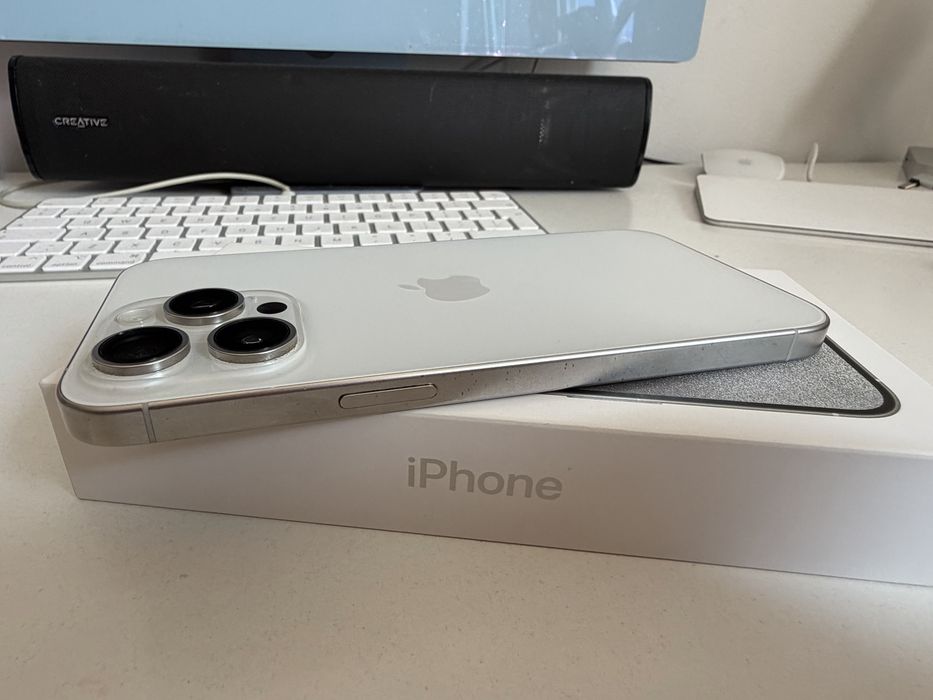 @ Bateria 100% iPhone 15 Pro Max 256gb White Titanium