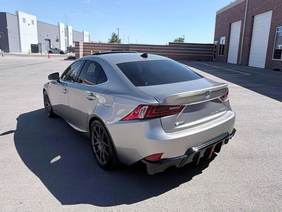 Lexus IS 300      2016