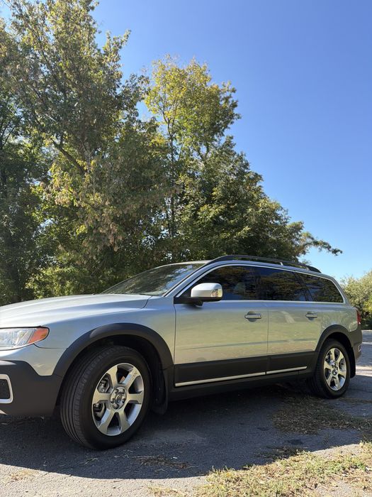 Volvo xc70 2.4D5 awd