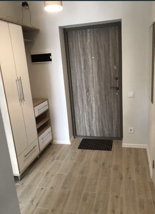 Продаж 1 кім.квартири новобудова ремонт меблі  р-н Метро