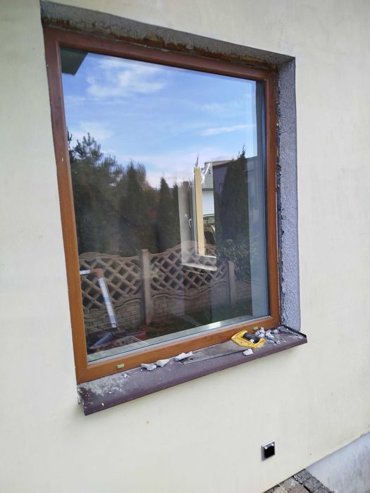 Okna i drzwi wejściowe i  tarasowe używane