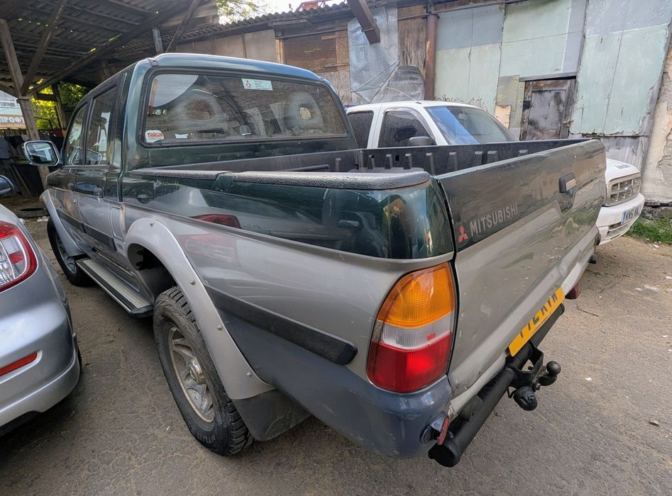 Міцубісі Л200 2002 пікап для зсуля