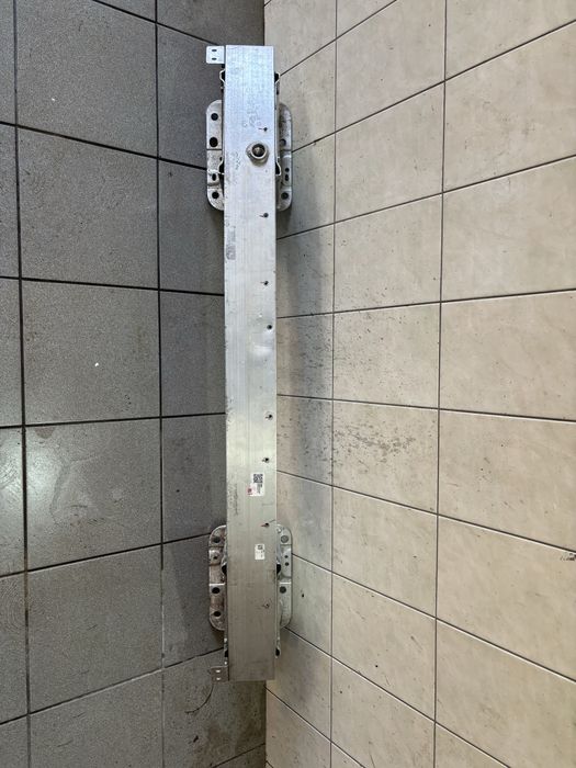 Підсилювач, усилитель бампера KIA EV-9 2023,2024,2025 рік