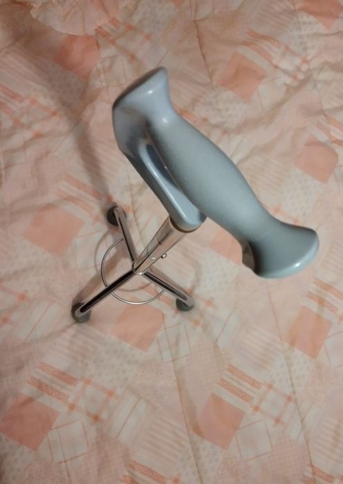 Bengala multifuncionável para idosos e pessoas com mobilidade reduzida