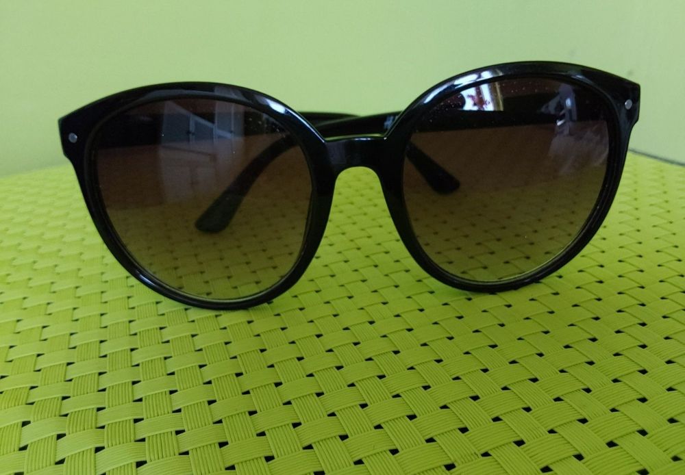 Okulary przeciwsłoneczne damskie H&M Nowy