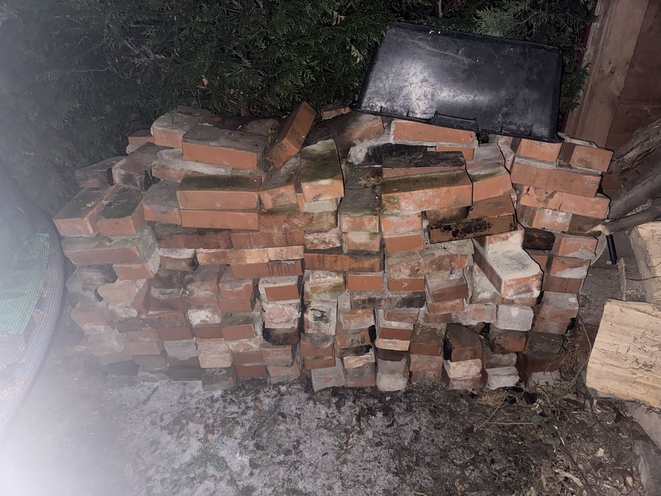 Cegła klinkier czerwona pełna okolo 300szt