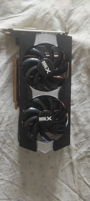 Видеокарта AMD R9 270X sapphire