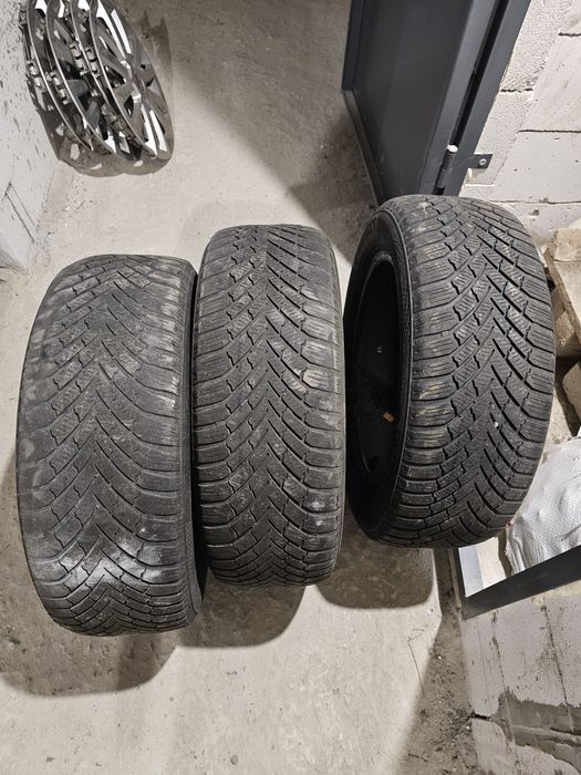 Зимові шин continental r16 205/55