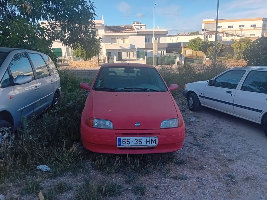 Fiat Punto uma máquina