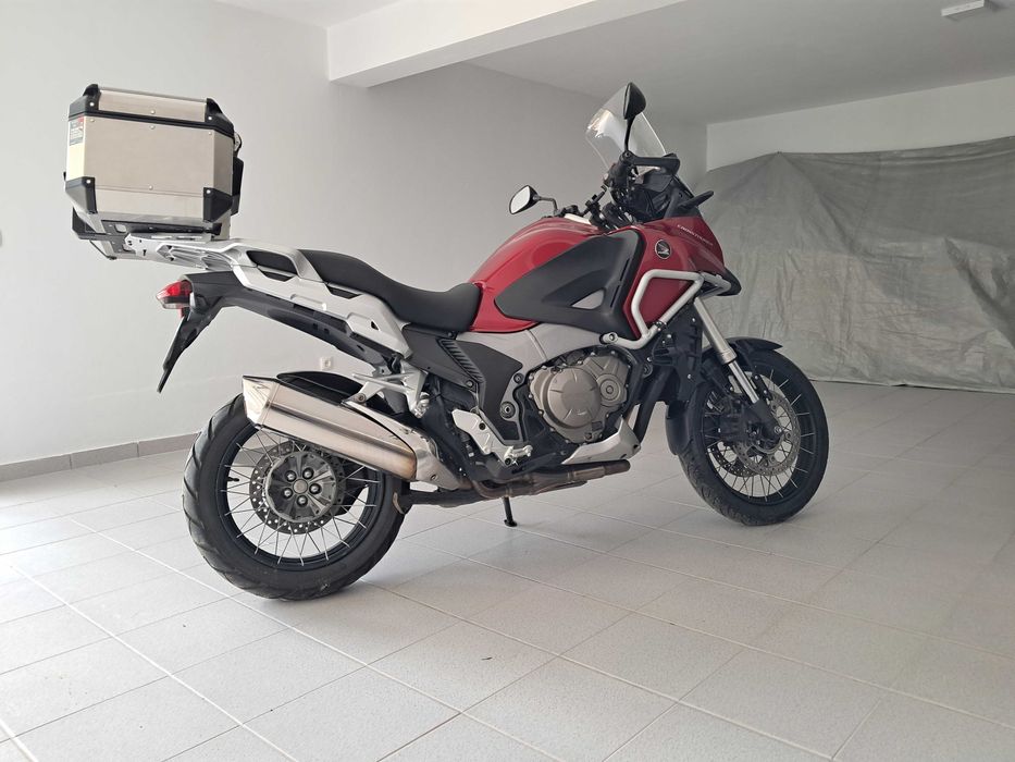 Honda Crosstourer 1200 "imaculada"
