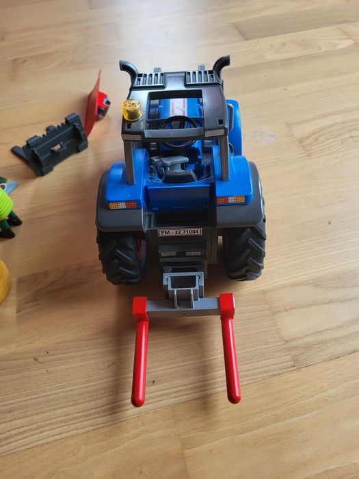 Traktor playmobil 71004